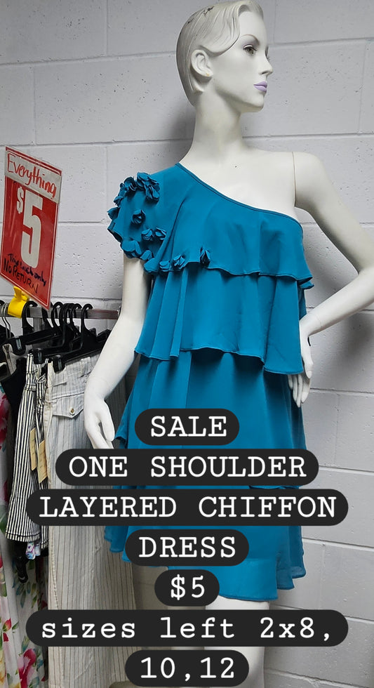 One Shoulder chiffon Layered dress