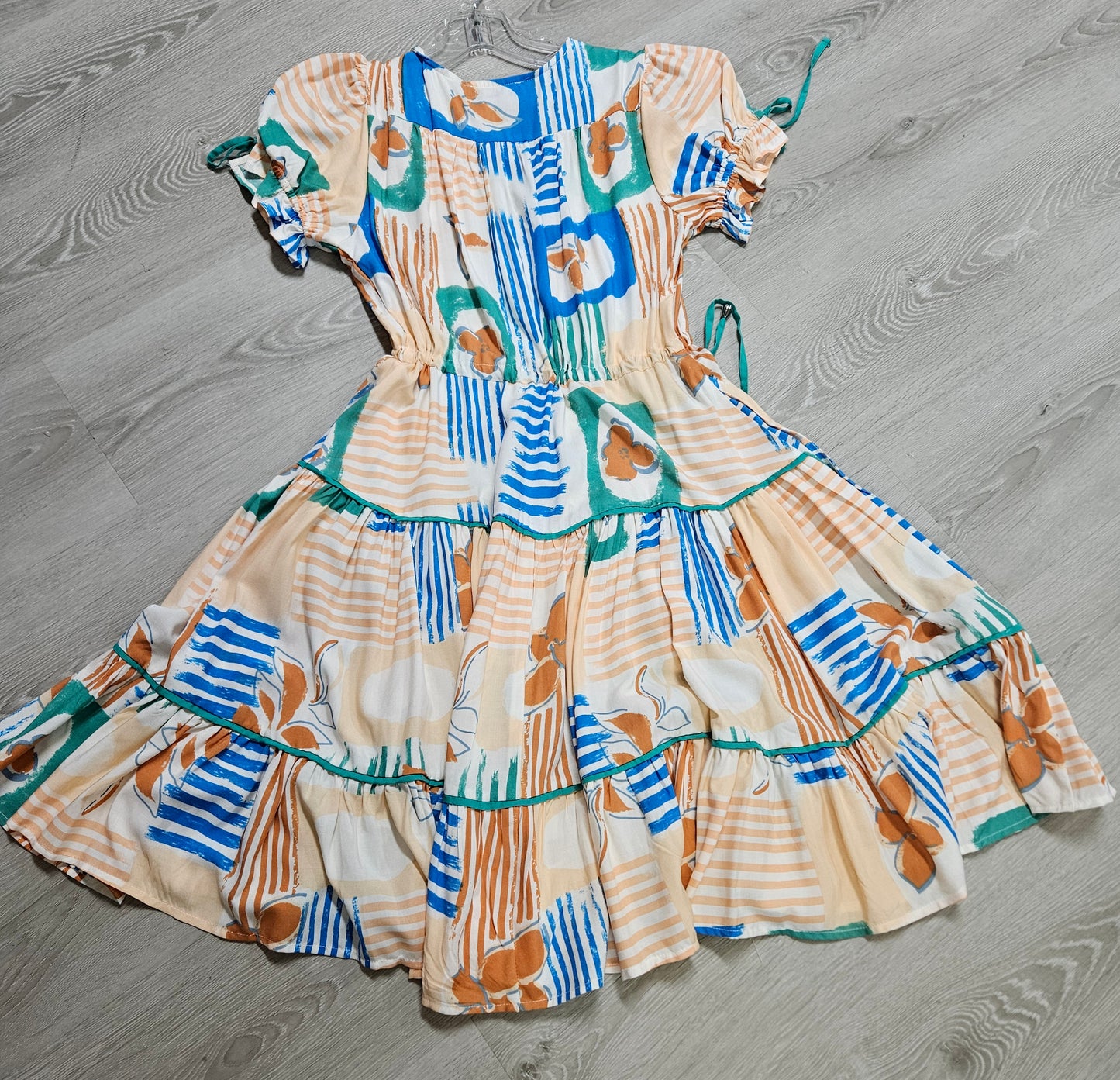 Fria The Label Leaf line print Dress